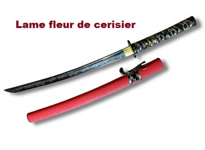 Wakisashi forgé rouge lame fleur de cerisier 1045