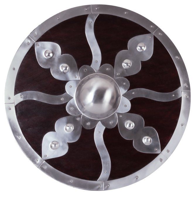 Bouclier rond avec ferrures en acier