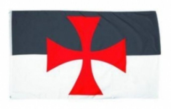 Drapeau templier Beaucent